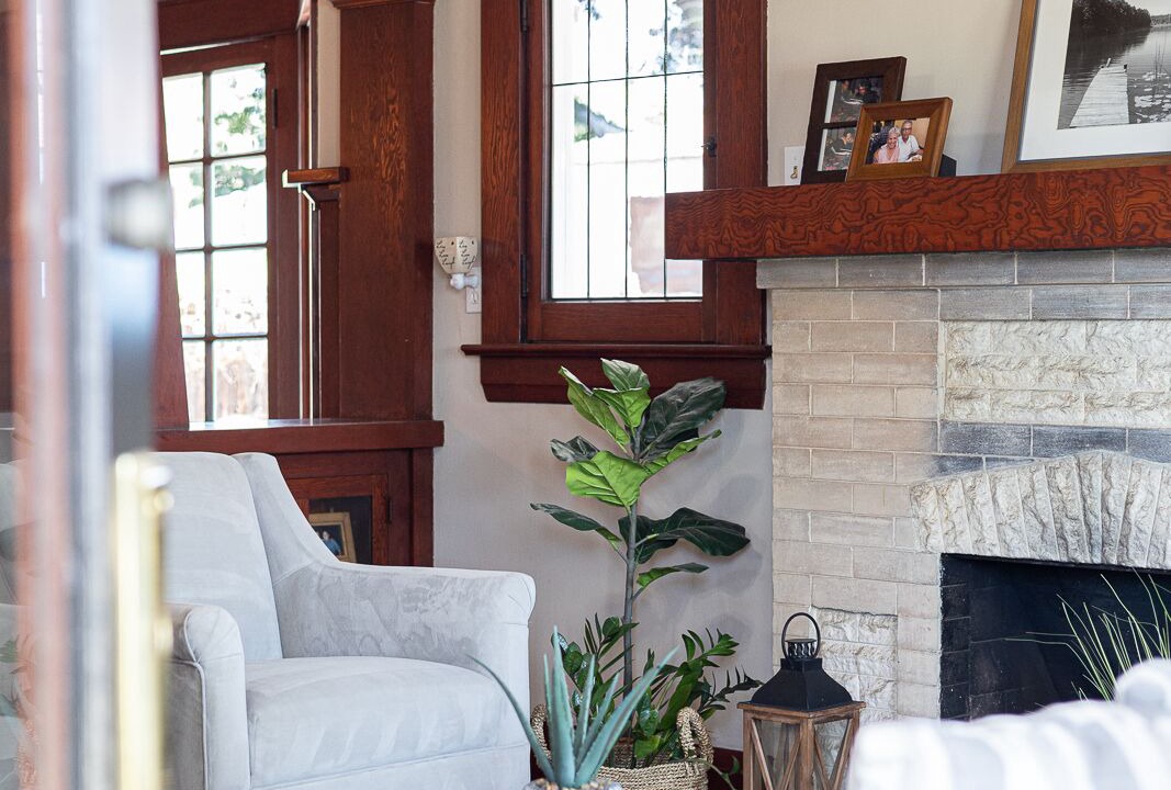 Photo of Livingroom in Westmont