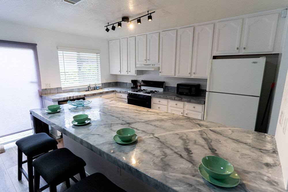 Photo of Kitchen in North Tustin