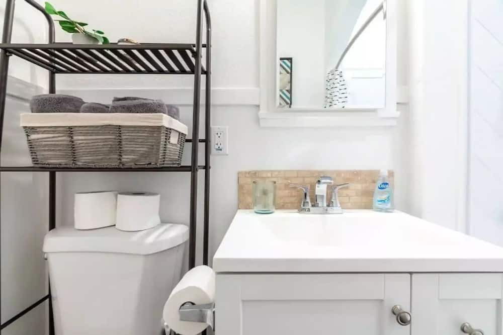 Photo of Bathroom in Downtown Redlands