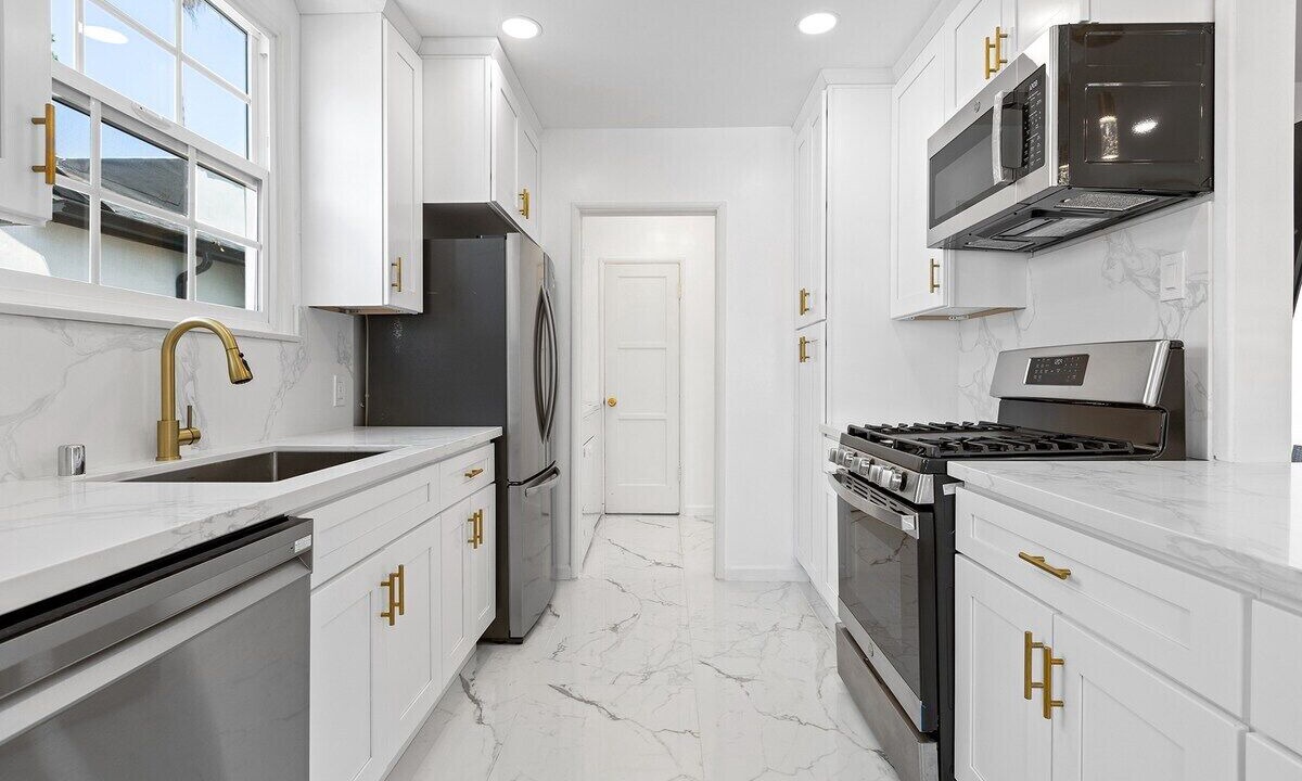 Photo of Kitchen in Valley Glen