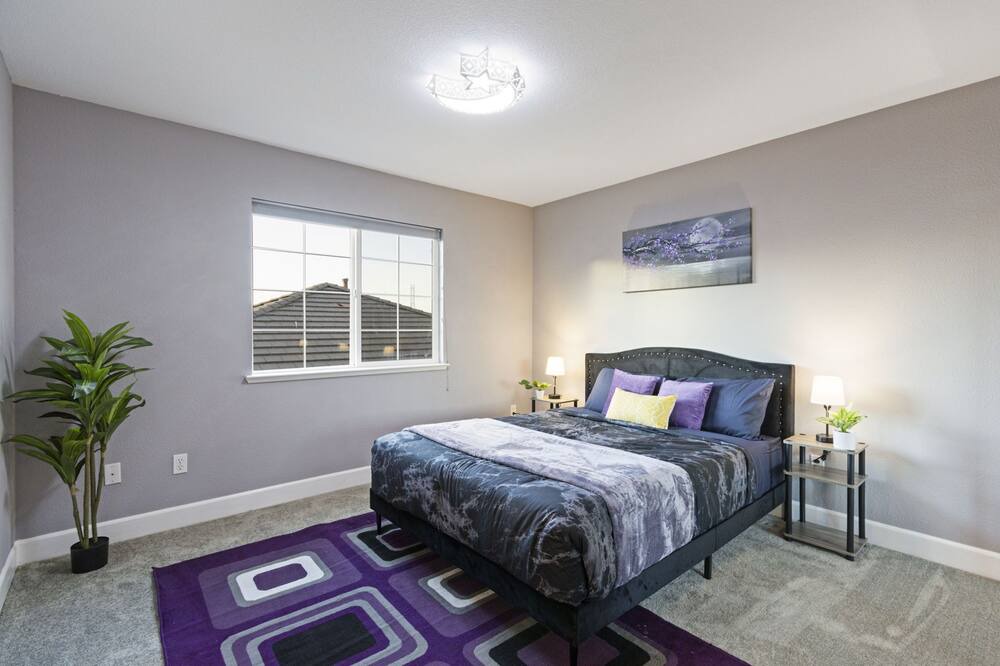 Photo of Bedroom in Antioch