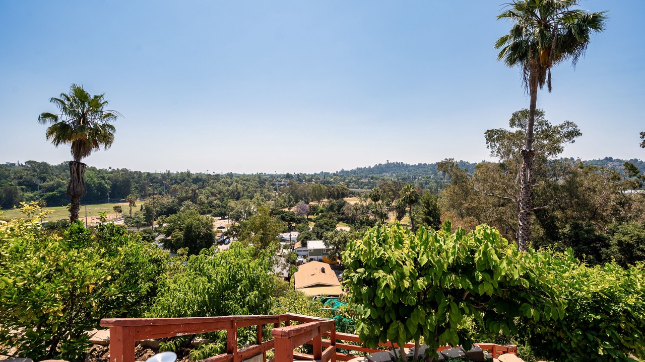 Photo of Outdoor in Highland Park