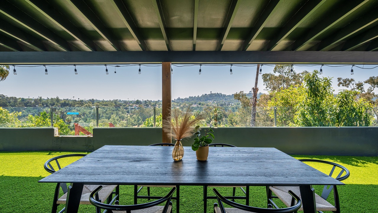 Photo of Outdoor in Highland Park