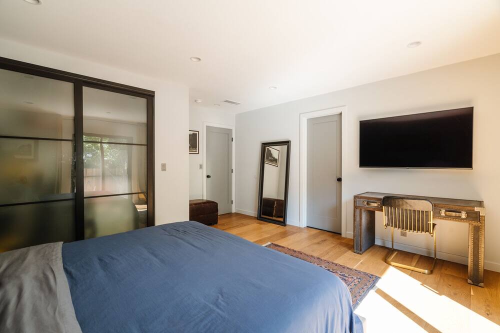 Photo of Bedroom in Elysian Heights