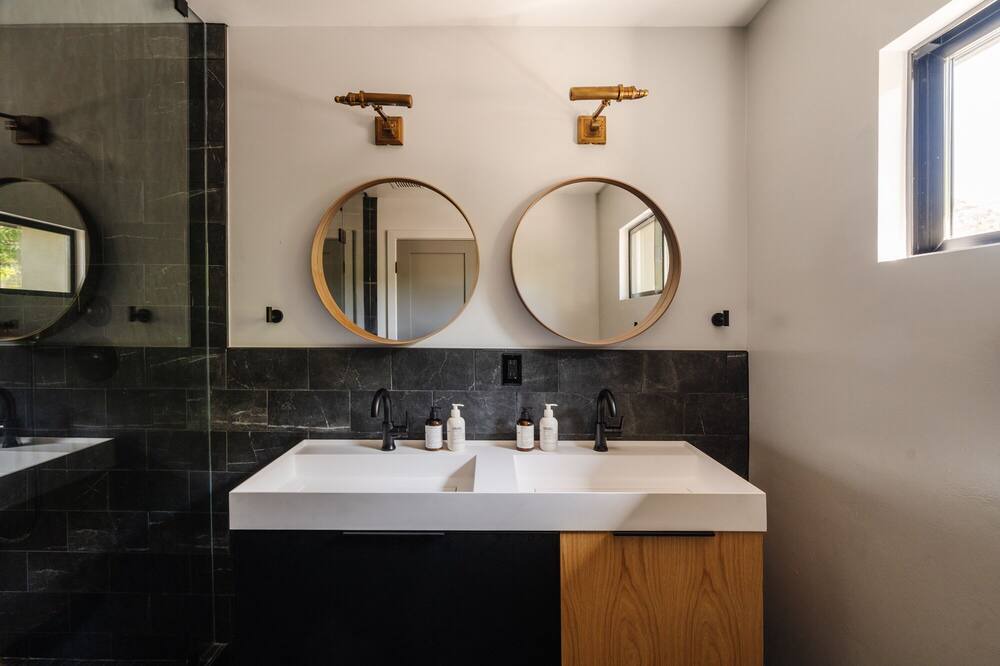 Photo of Bathroom in Elysian Heights