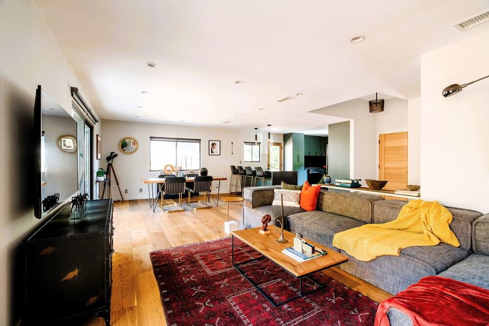 Photo of Livingroom in Elysian Heights