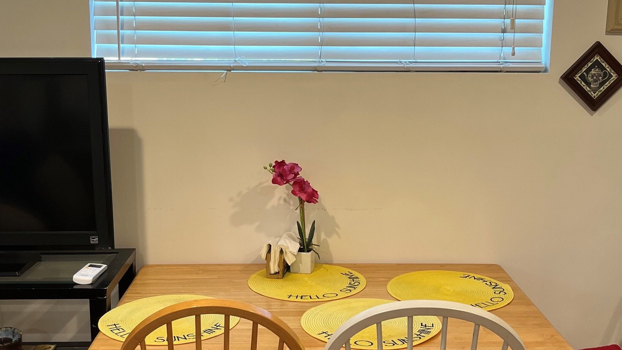 Photo of Bedroom in Valley Glen