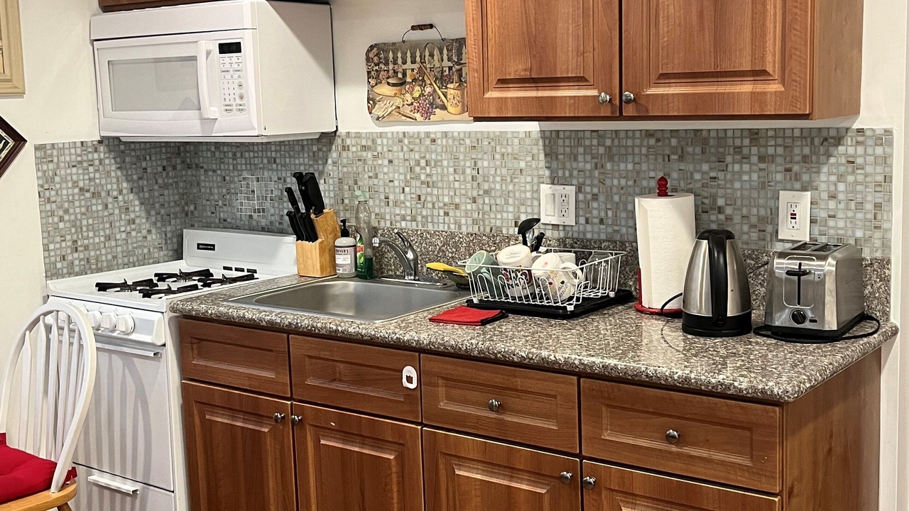 Photo of Kitchen in Valley Glen