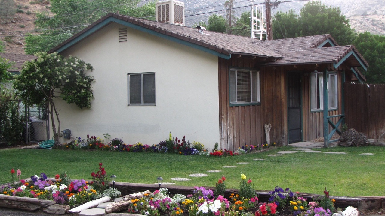 Photo of Bedroom in Kernville