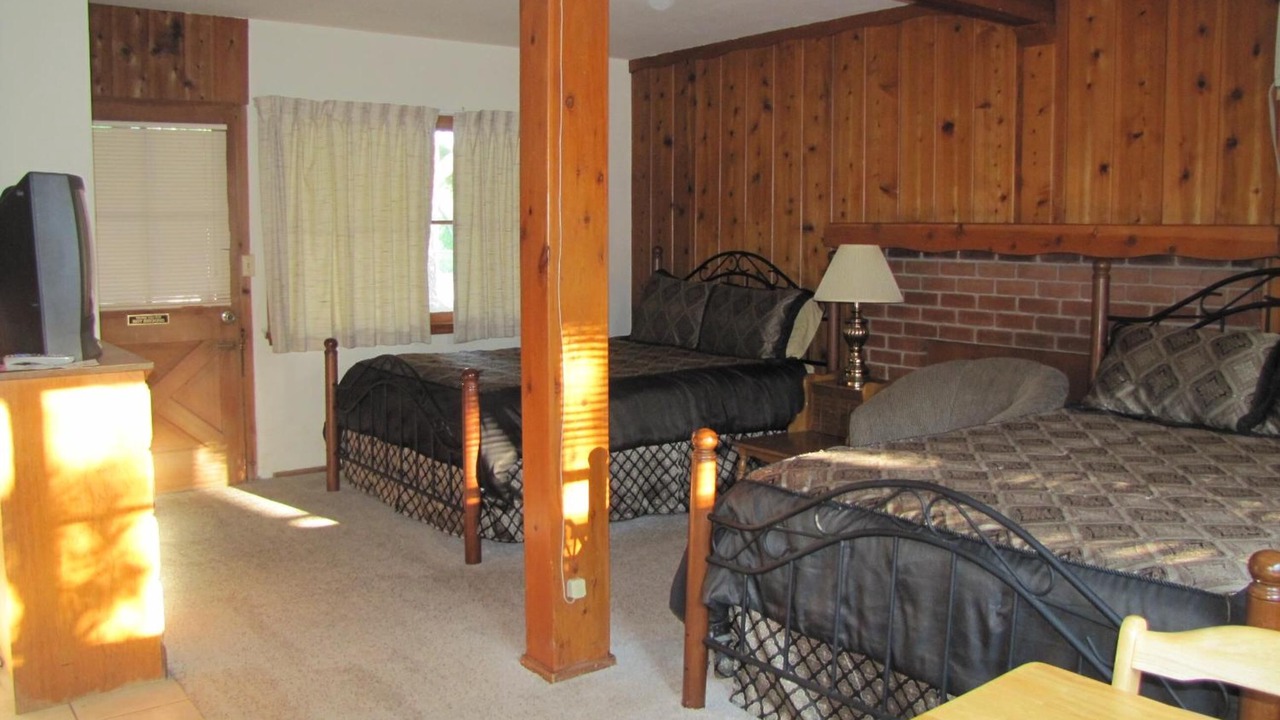 Photo of Livingroom in Kernville