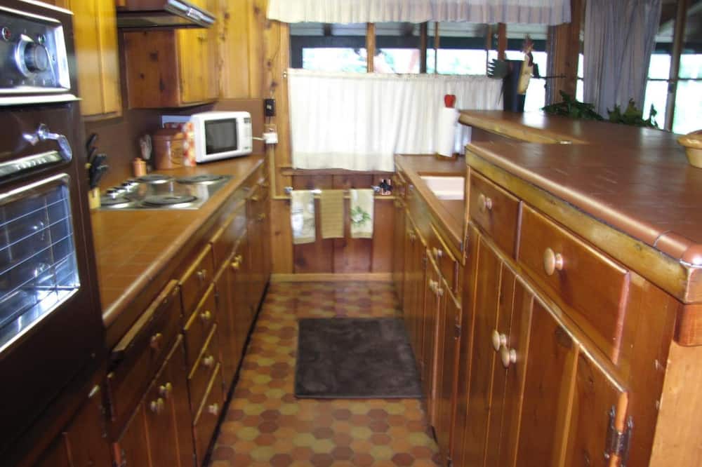 Photo of Kitchen in Kernville