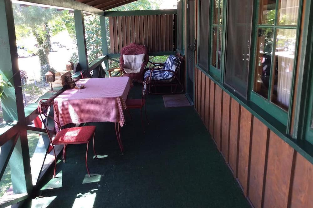 Photo of Patio Balcony in Kernville