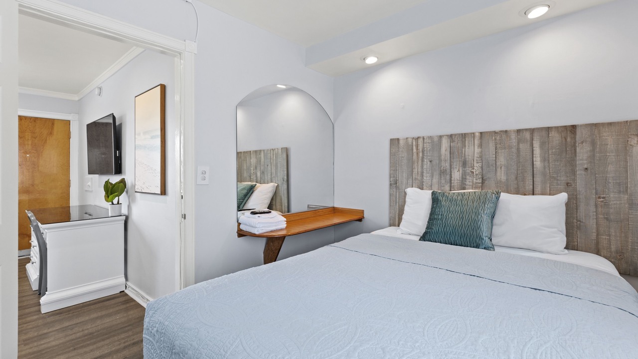 Photo of Bedroom in Downtown