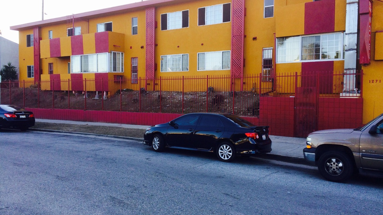 Photo of Outdoor in Mid-Wilshire