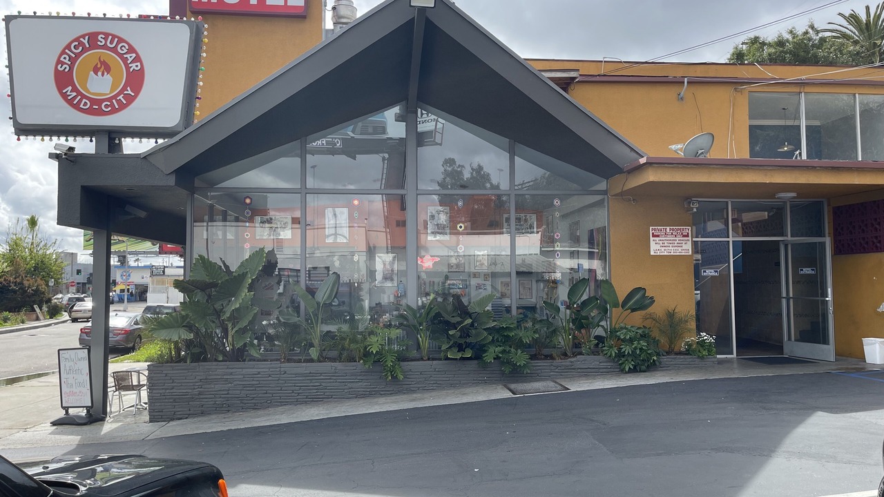 Photo of Others in Mid-Wilshire