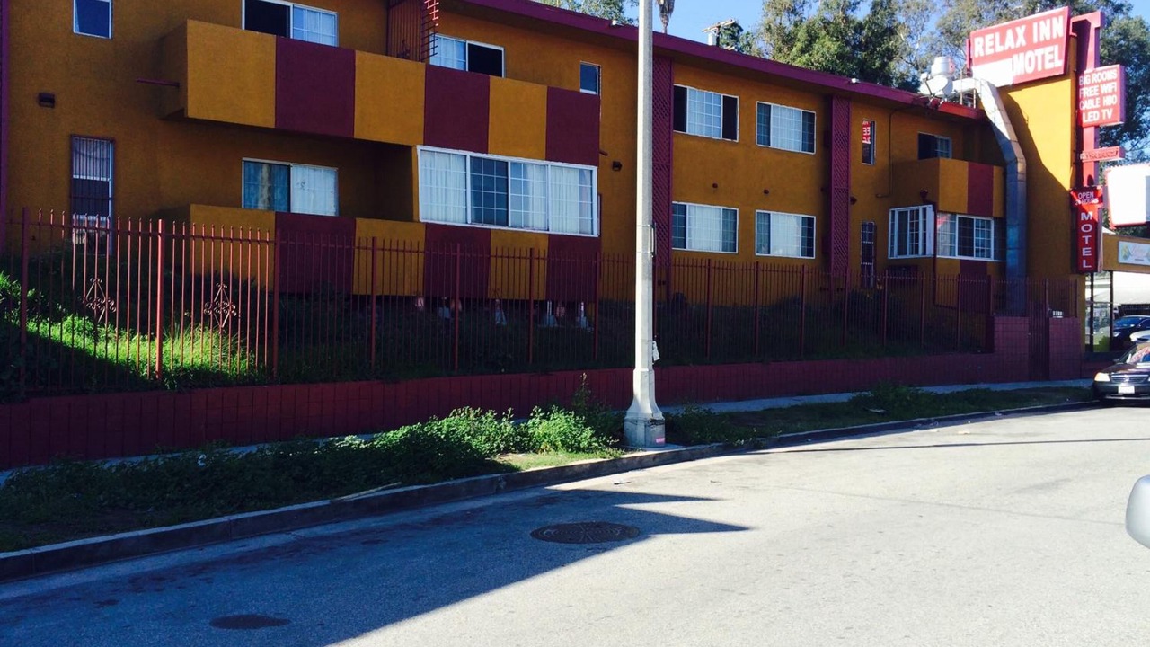 Photo of Outdoor in Mid-Wilshire