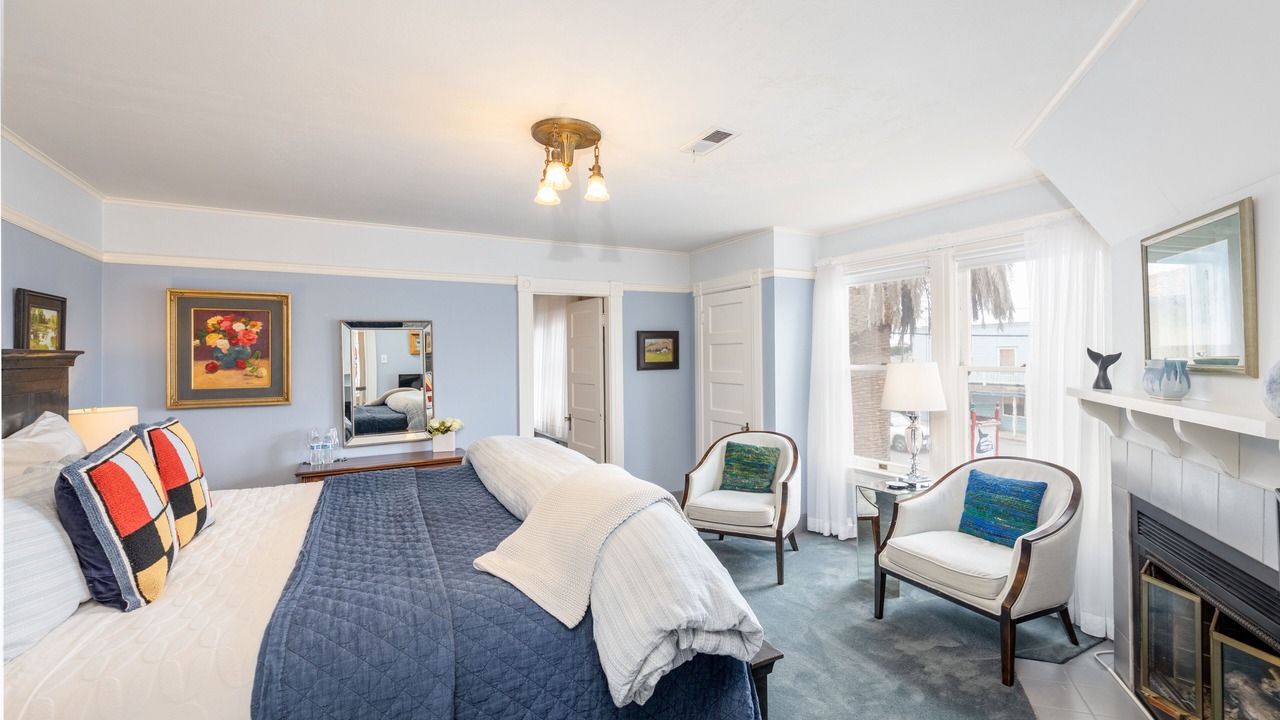 Photo of Livingroom in Half Moon Bay