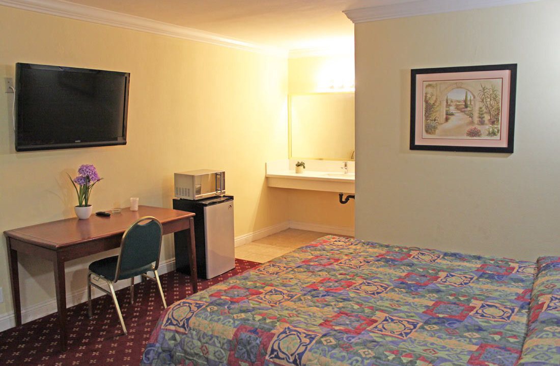 Photo of Bedroom in Pomona