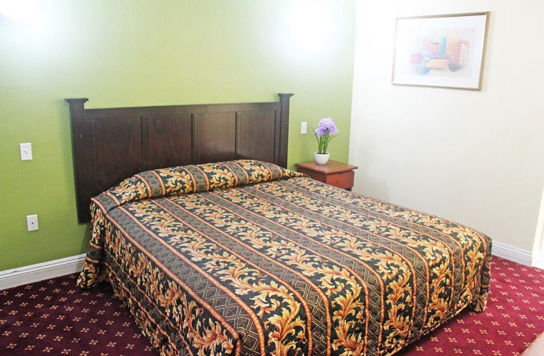 Photo of Bedroom in Pomona