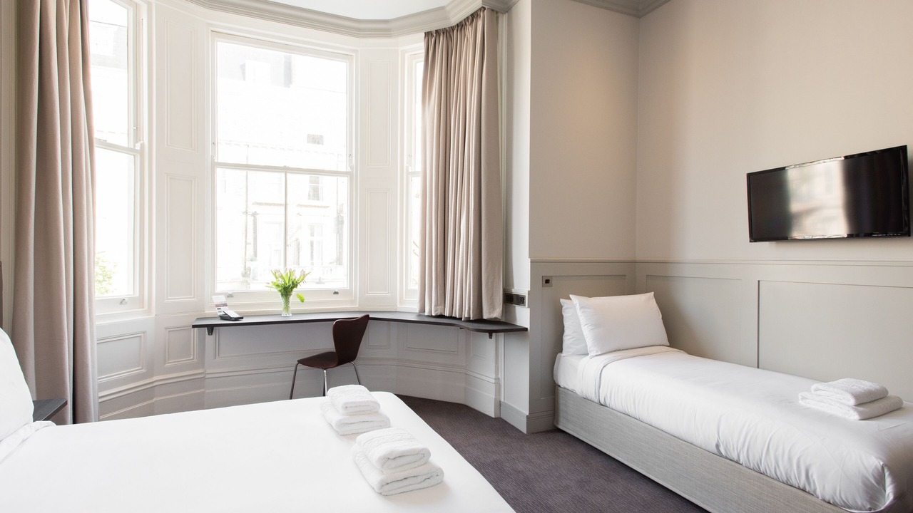 Photo of Bedroom in Earl's Court