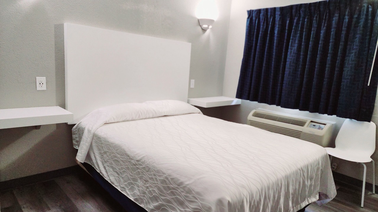 Photo of Bedroom in Garden Grove
