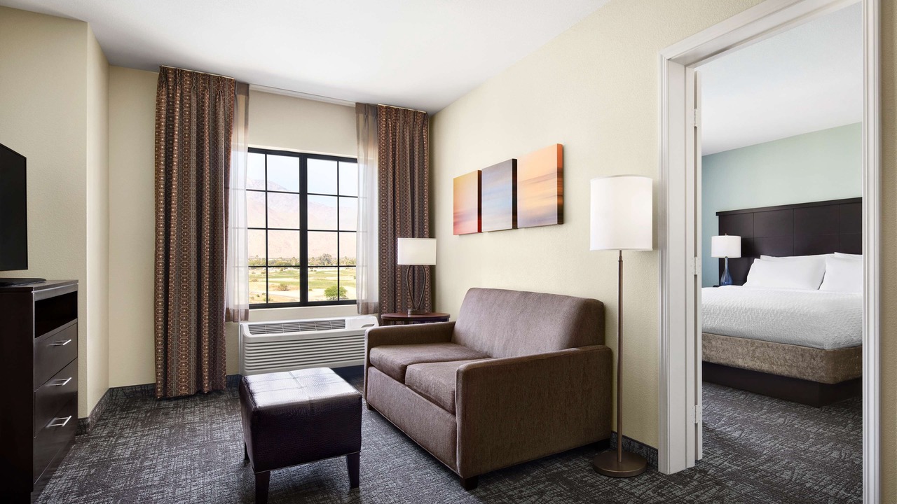 Photo of Livingroom in Cathedral City