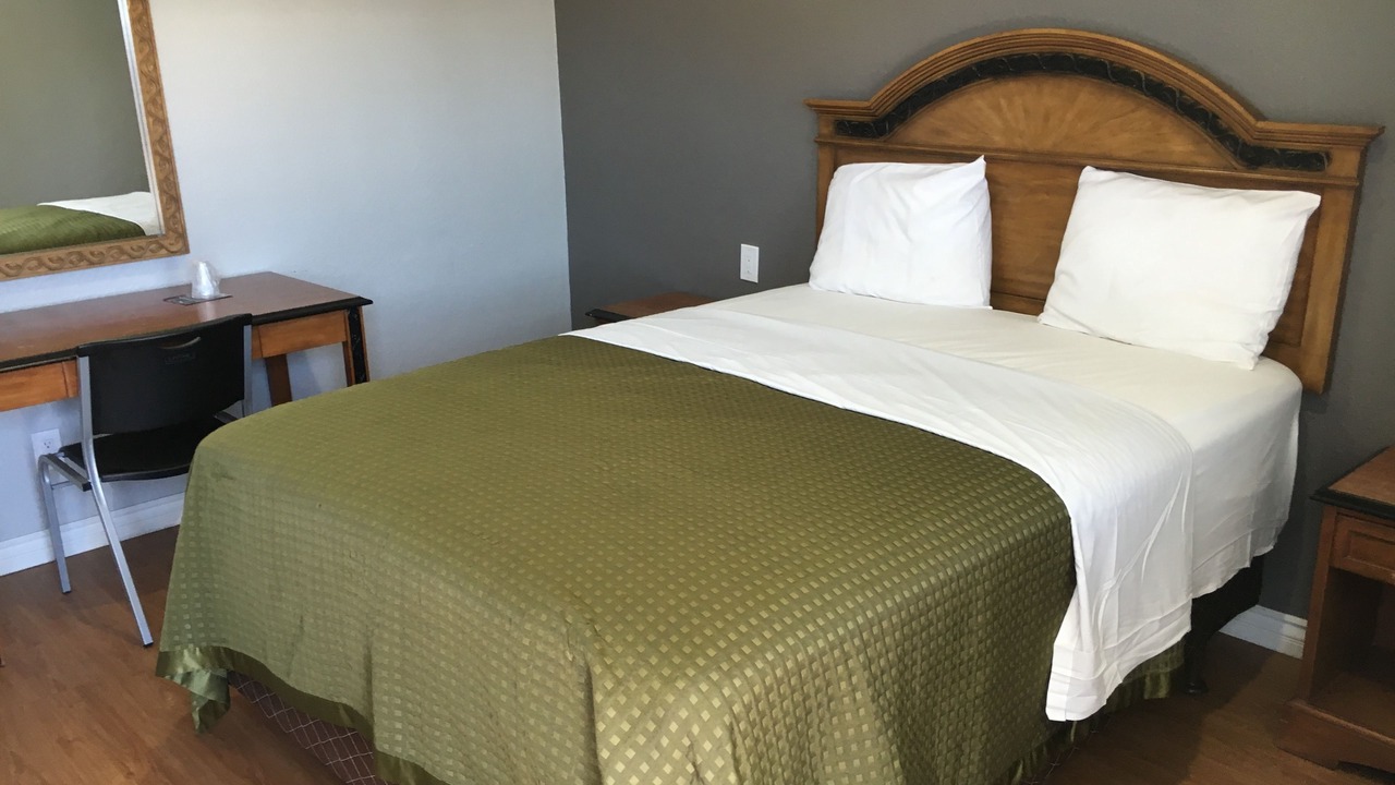 Photo of Bedroom in Lynwood