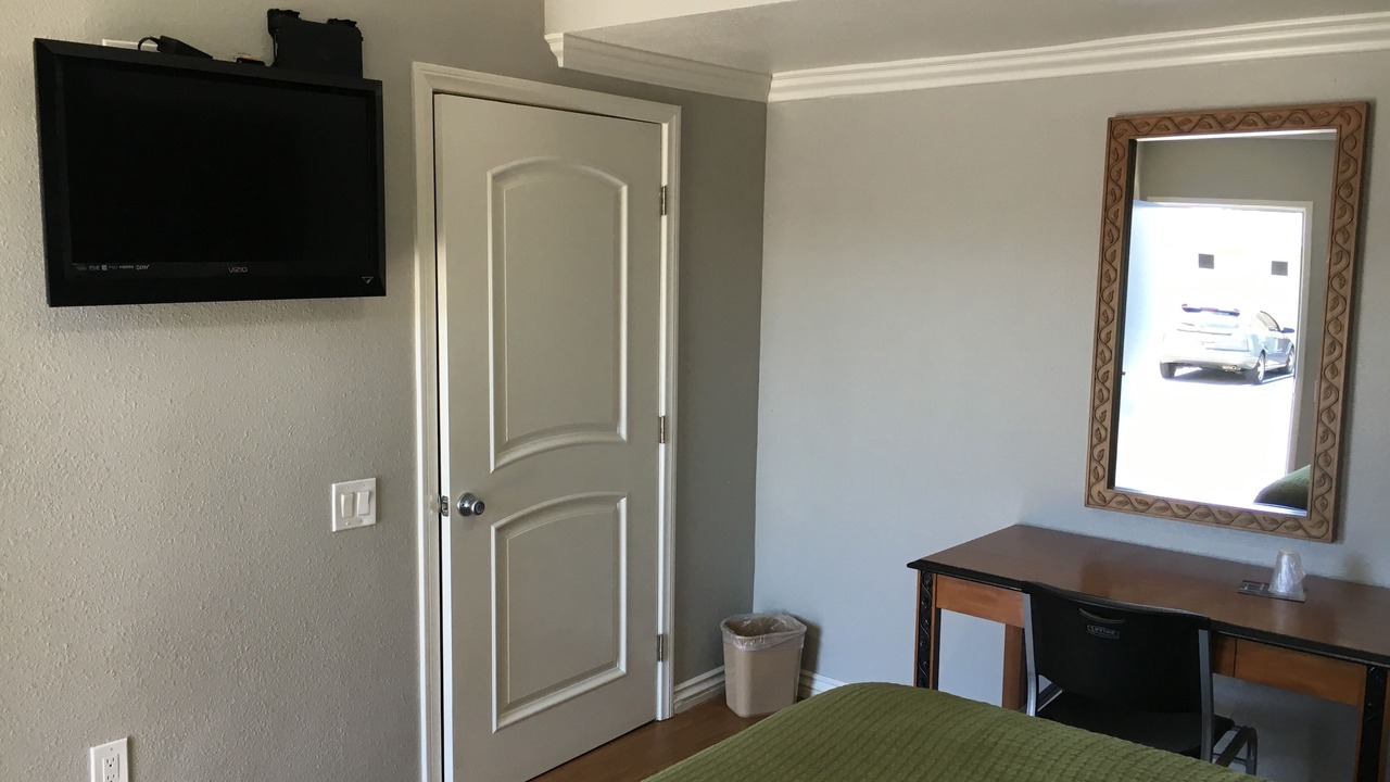 Photo of Bedroom in Lynwood