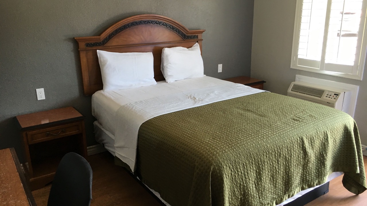 Photo of Bedroom in Lynwood