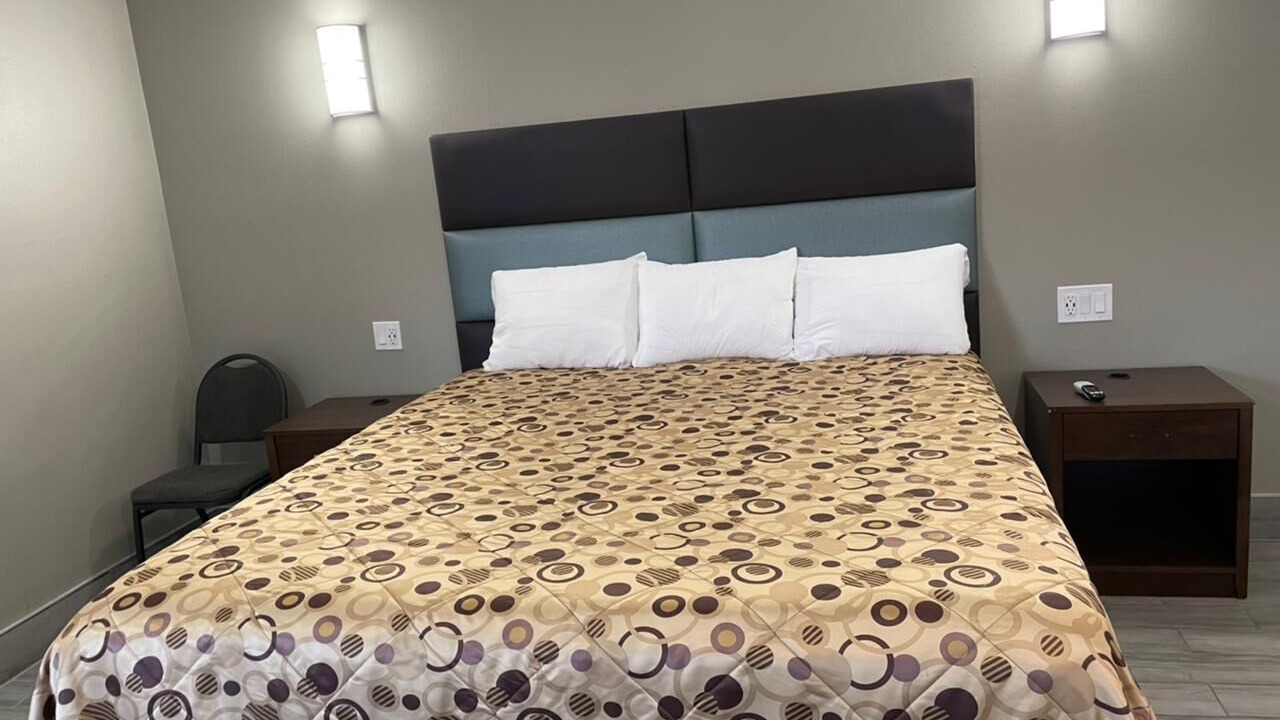 Photo of Bedroom in Lynwood