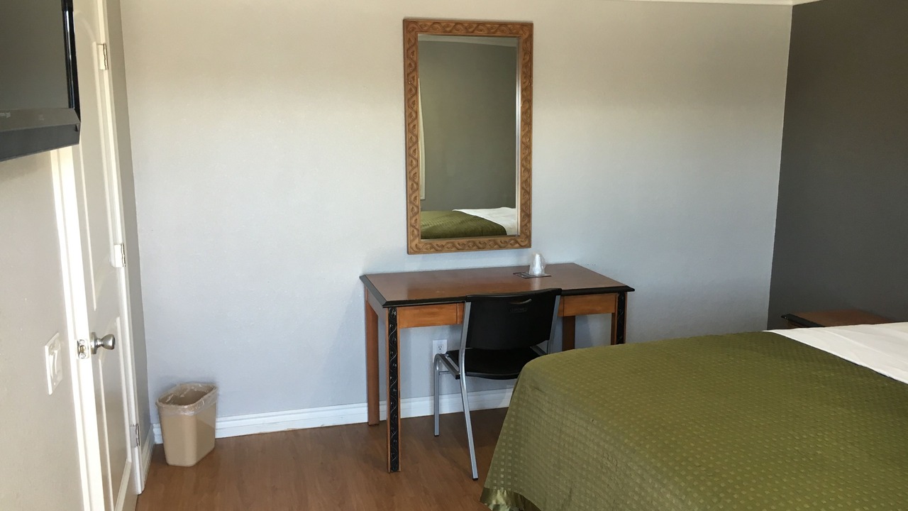 Photo of Bedroom in Lynwood