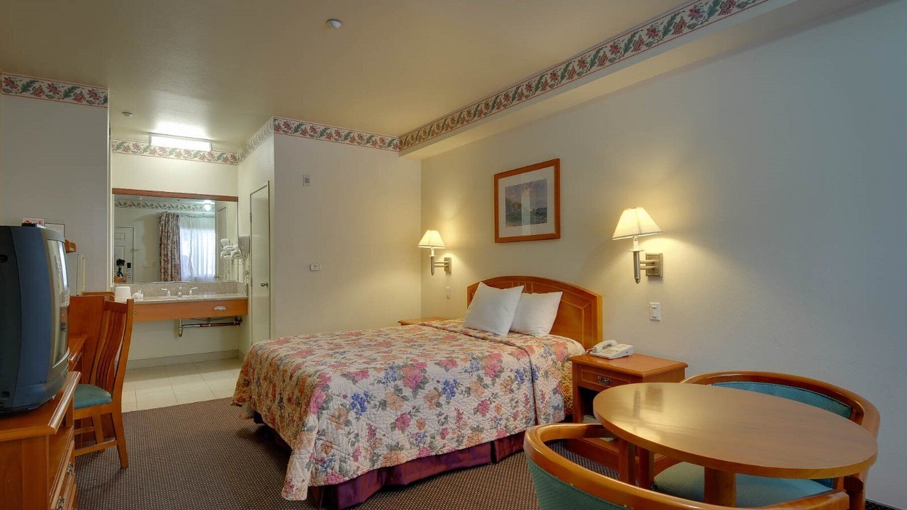 Photo of Bedroom in Hacienda Heights