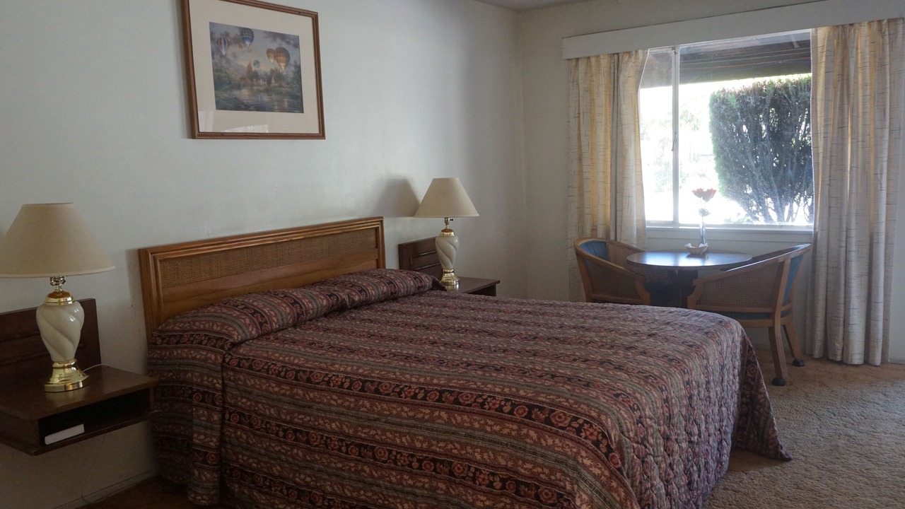 Photo of Bedroom in Willows