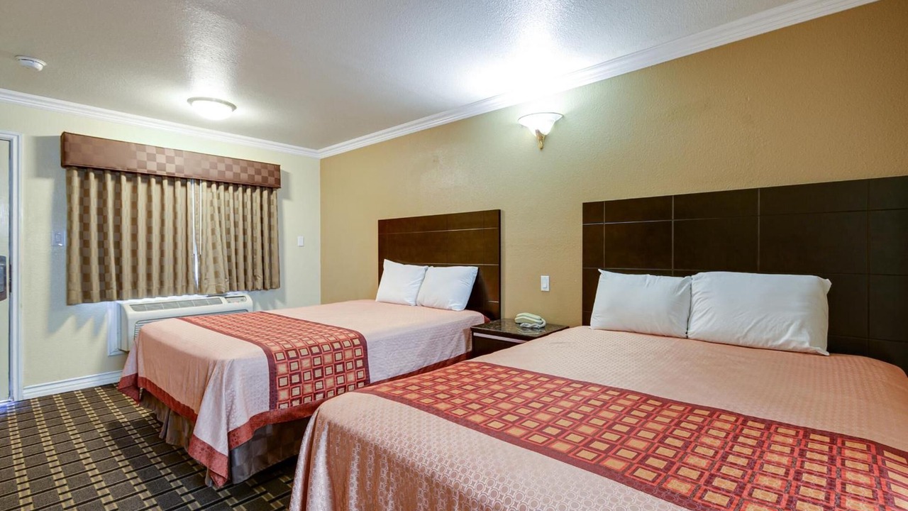 Photo of Bedroom in La Puente