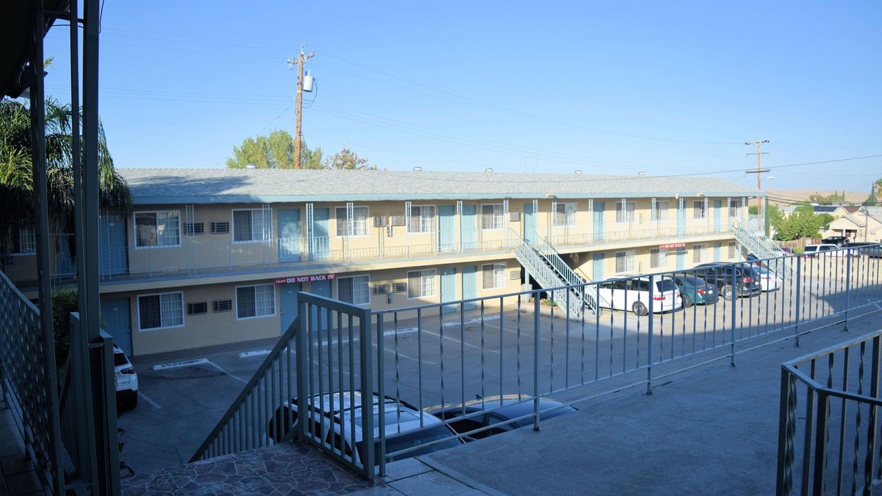 Photo of Outdoor in Taft