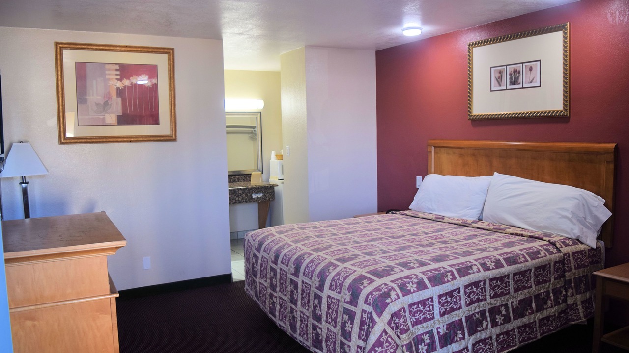 Photo of Bedroom in Taft