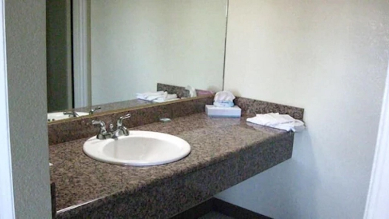Photo of Bathroom in Barstow