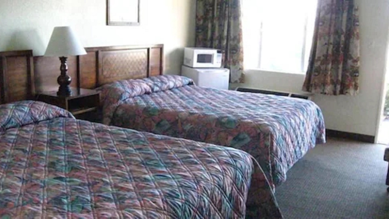 Photo of Bedroom in Barstow