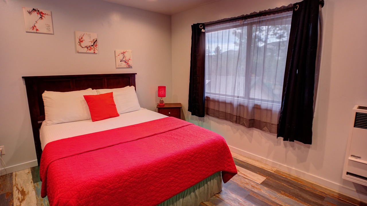 Photo of Bedroom in Big Bear