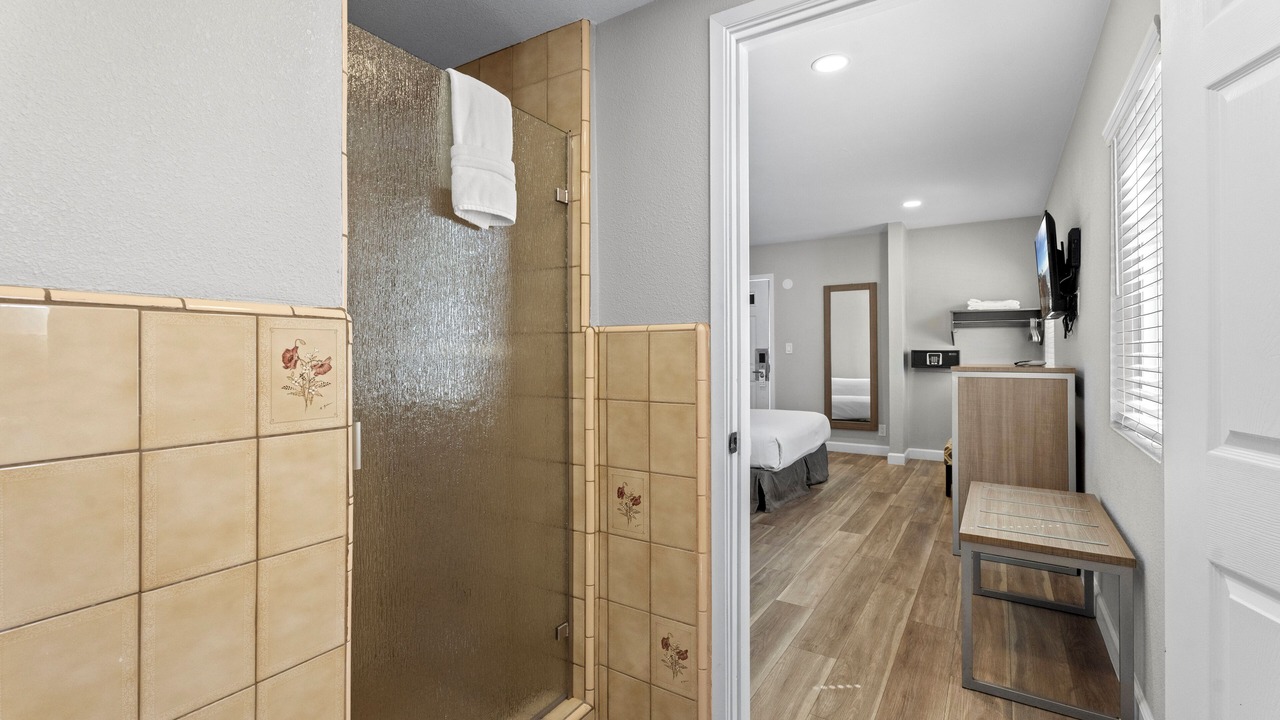Photo of Bathroom in Ocean Park