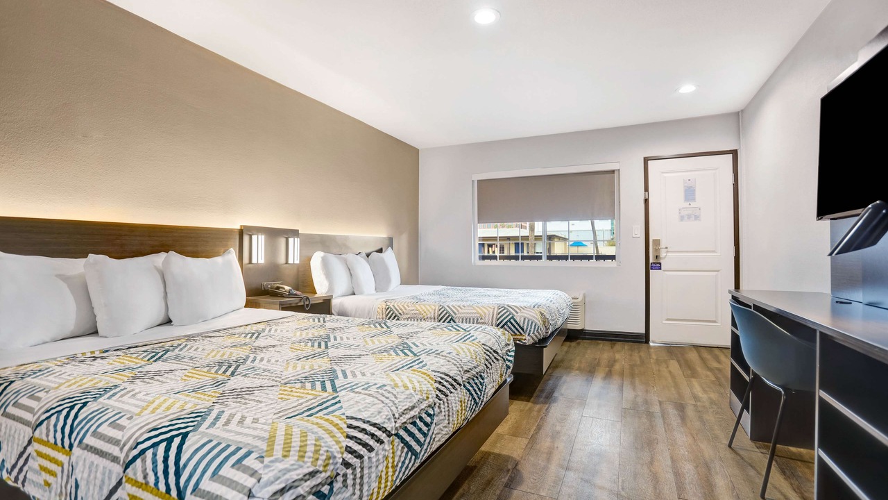 Photo of Bedroom in Harborview