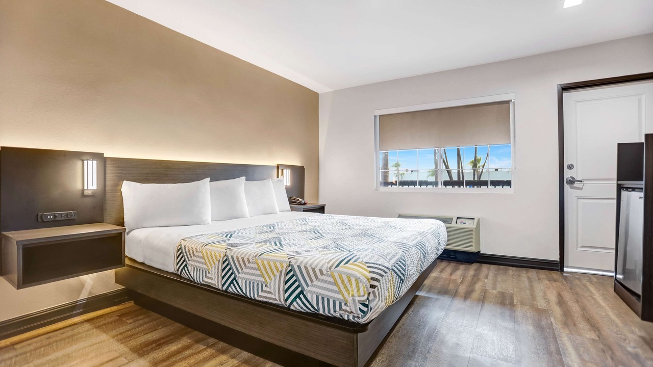 Photo of Bedroom in Harborview