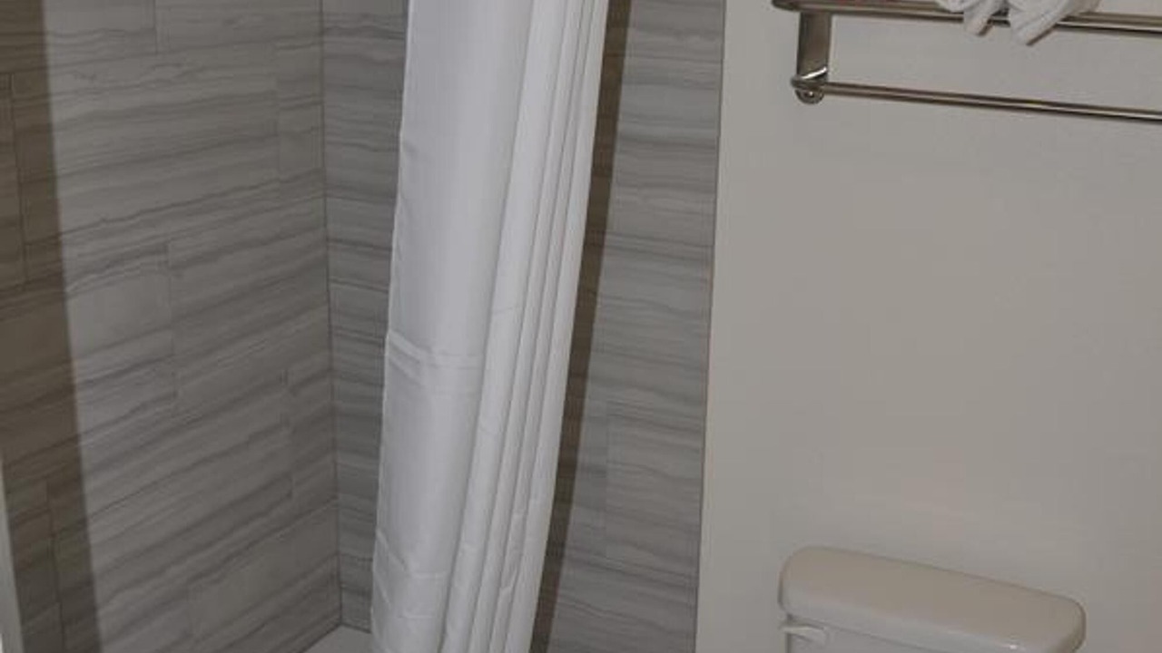 Photo of Bathroom in Hesperia