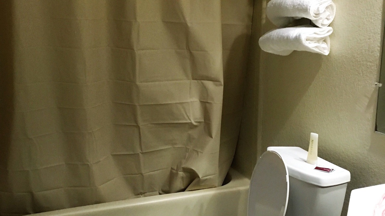 Photo of Bathroom in Lynwood