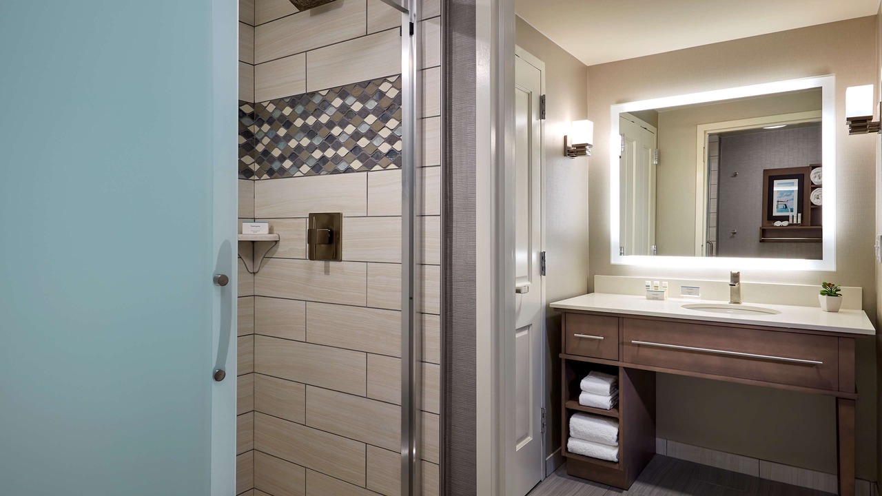 Photo of Bathroom in North Redondo