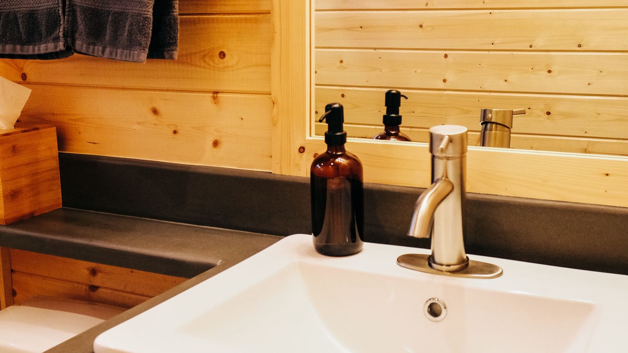 Photo of Bathroom in Ahwahnee
