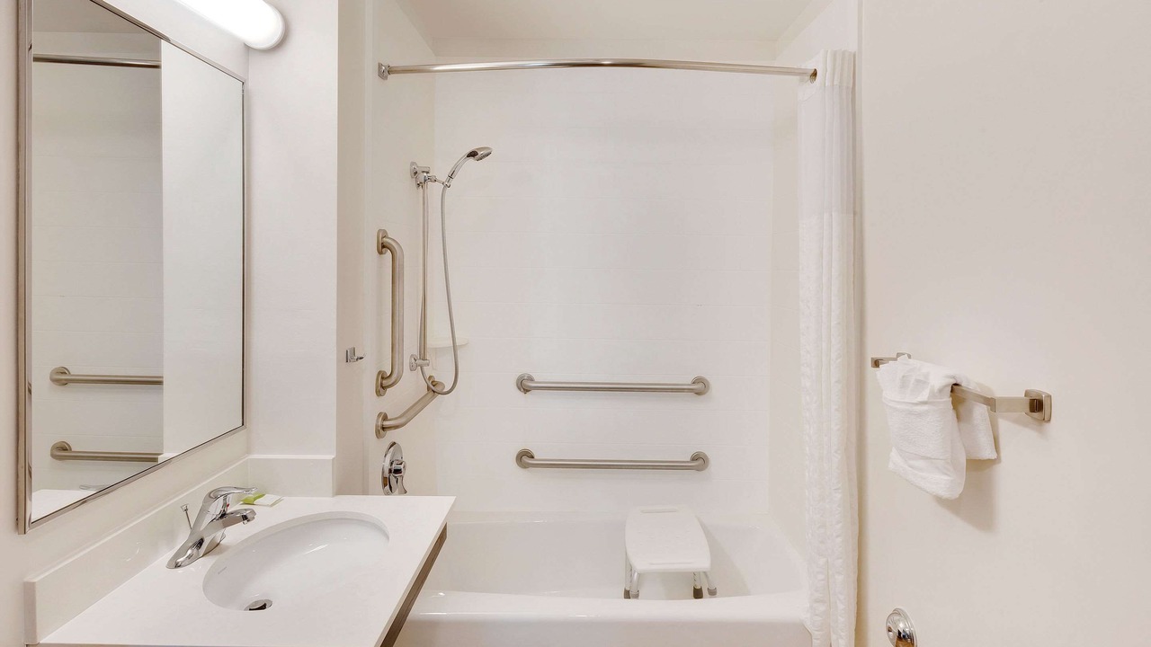 Photo of Bathroom in Bakersfield