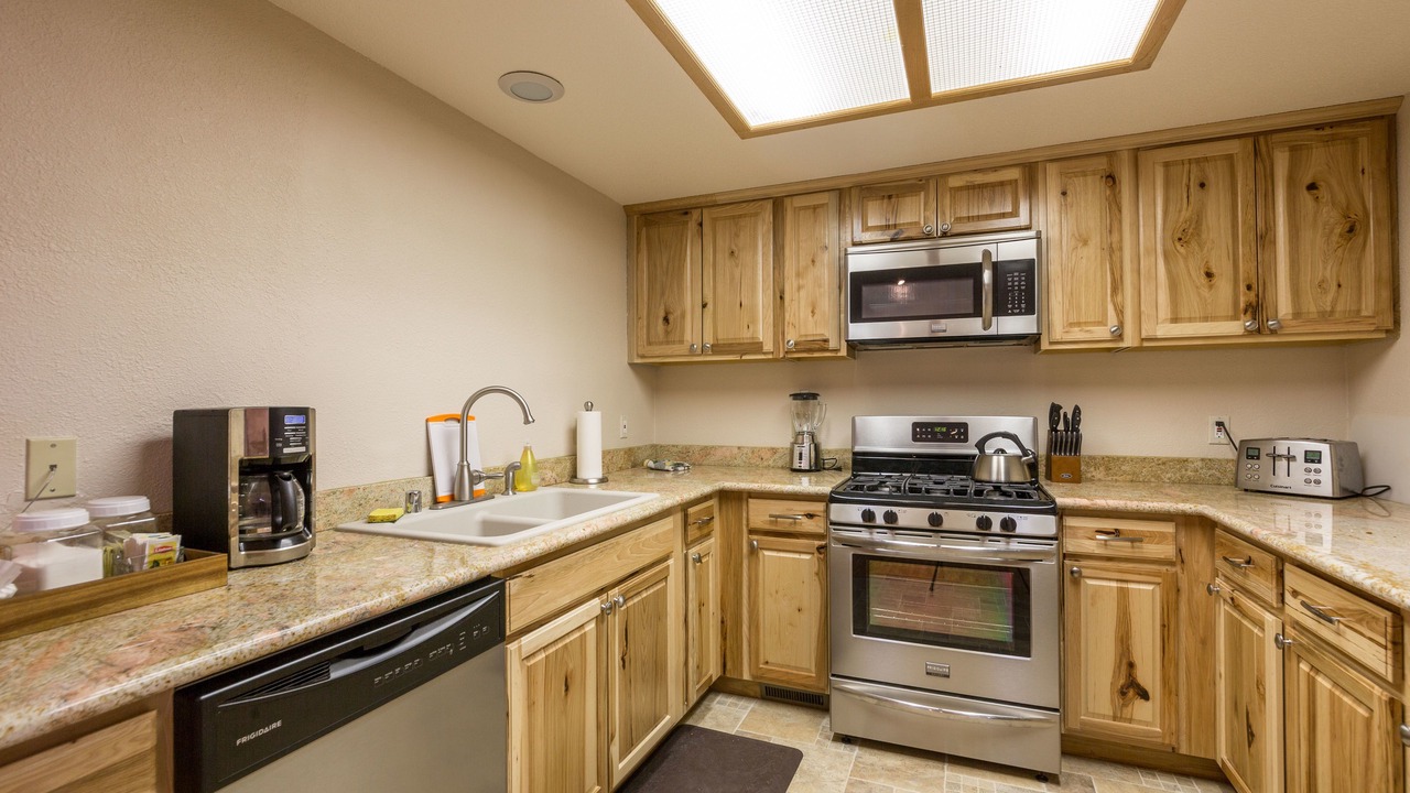 Photo of Kitchen in Yosemite West