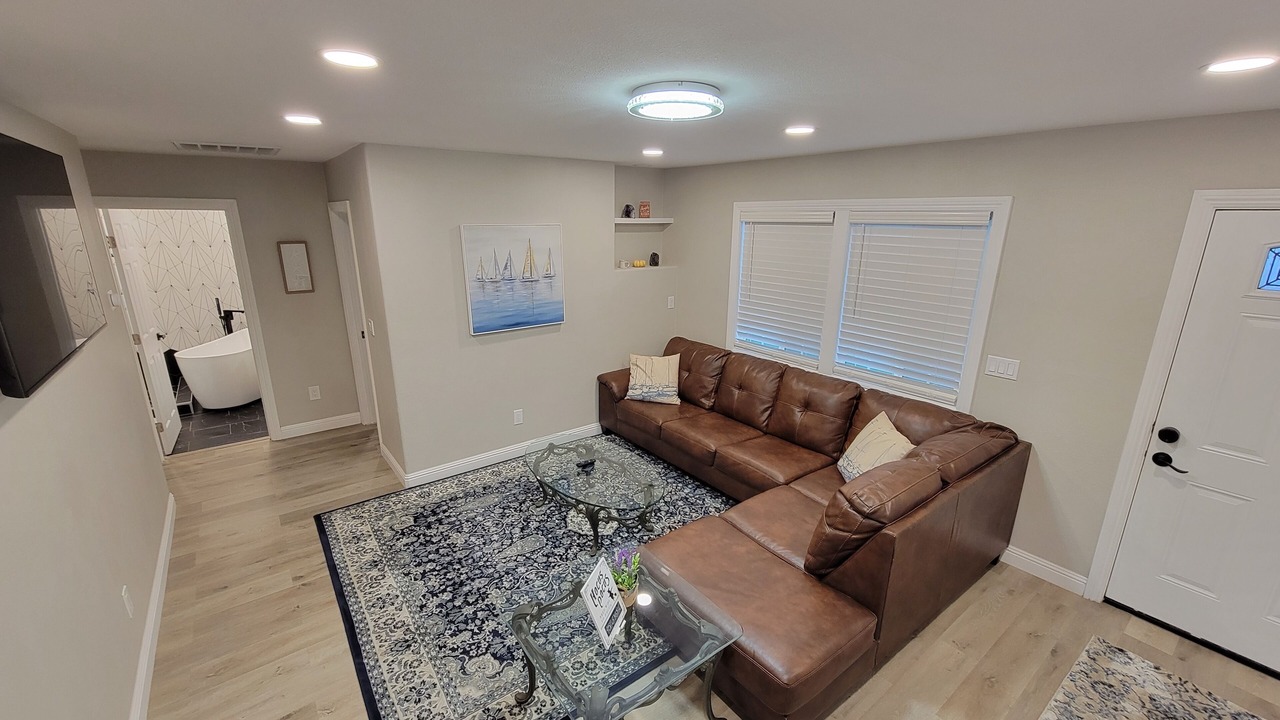 Photo of Livingroom in Central Escondido