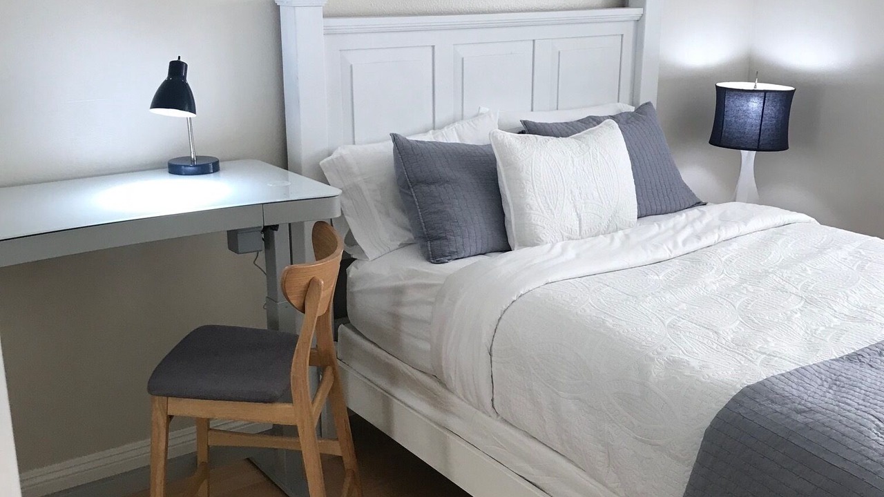 Photo of Bedroom in Agoura Hills